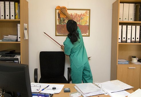 Top Reasons You Should Hire Professional Office Cleaning Services